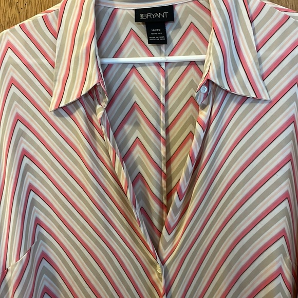 Lane Bryant Woman’s Plus Size 18/20 100% Silk Career Blouse - Picture 4 of 6